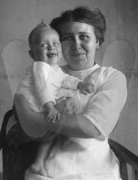 met zoon Lodewijk Leendert (Loetje), 10 oktober 1914